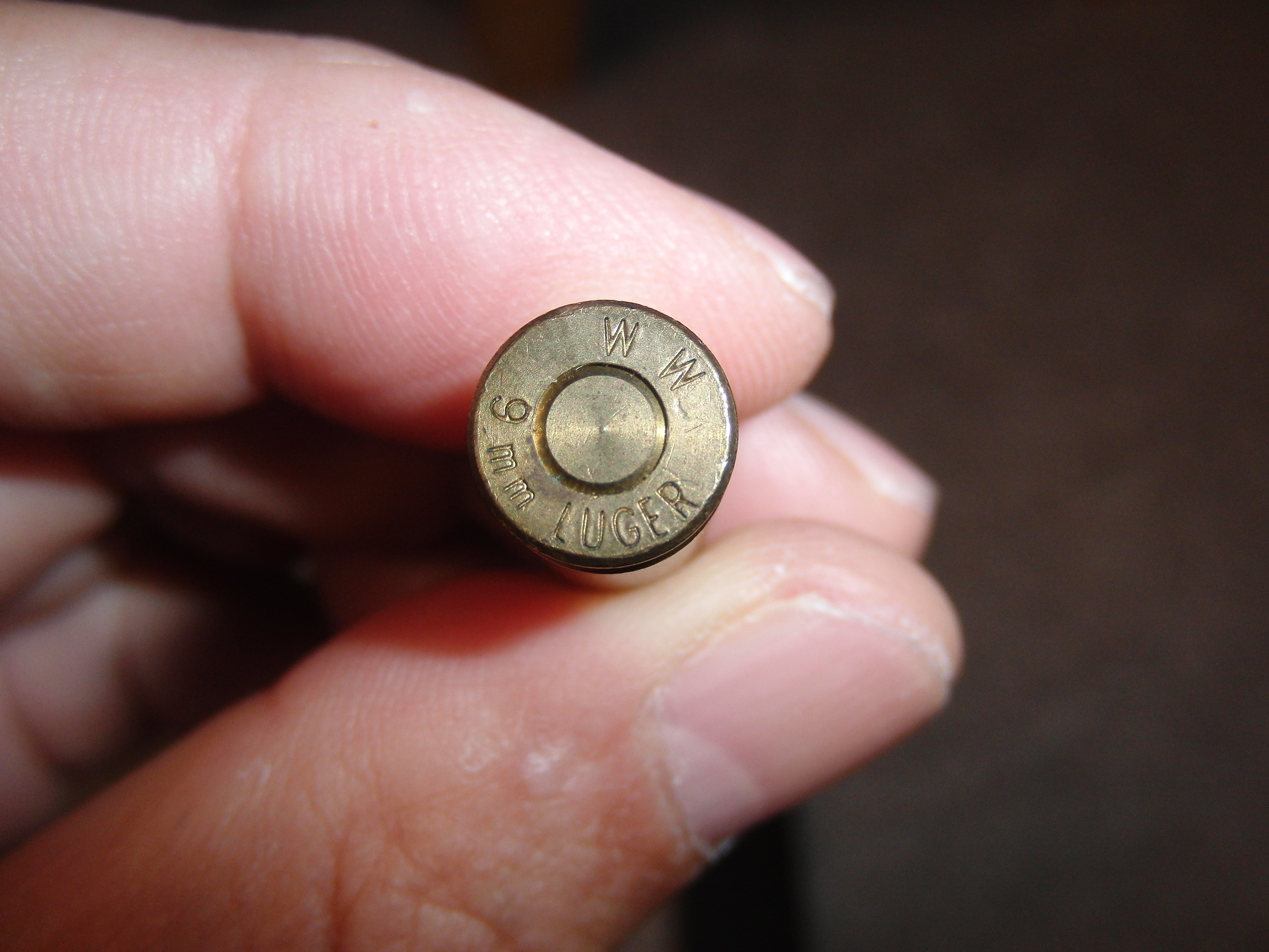 ９ミリパラベラム弾の衝撃は肘で止まる ｉｎ グァム島 チャモロシューティングレンジ Hamboneのブログ