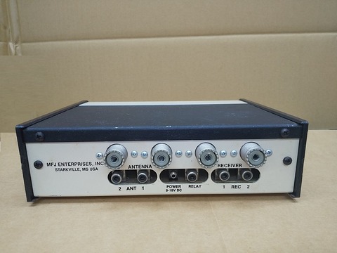 MFJ-1040B-2s