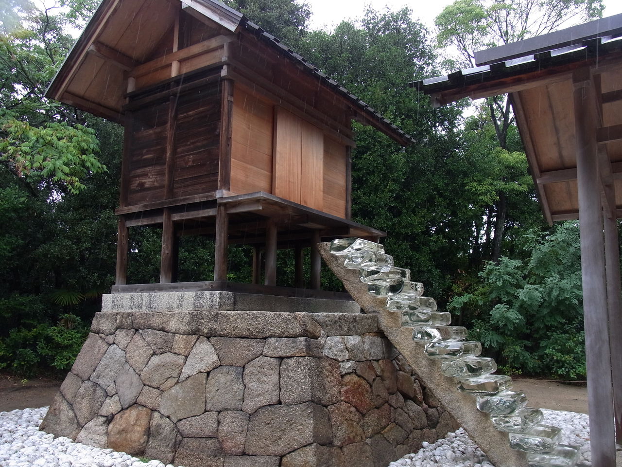 瀬戸内国際芸術祭の旅 直島 Movin On Up 瀬戸内国際芸術祭の旅 直島 Movin On Up