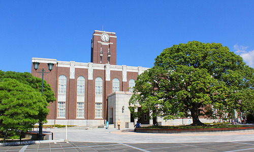 京都大学「女性は一般入試だと難しいみたいなのでバカでも入れる女子枠作りました！」大炎上　男性は性転換を検討する時代に