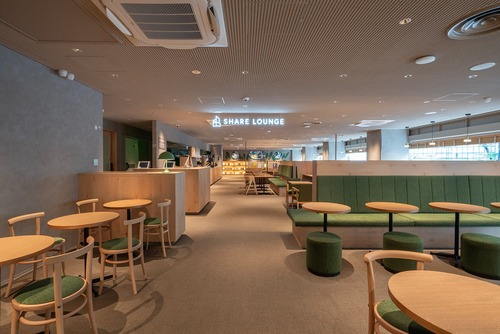 【スタバ悲報】無料席の撤去がブーム　長居客を排除し時間制の有料席がスタンダードに