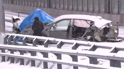 ランボルギーニでパトカーに突っ込んで車と彼女を捨てて逃走していた事件　中国人でした