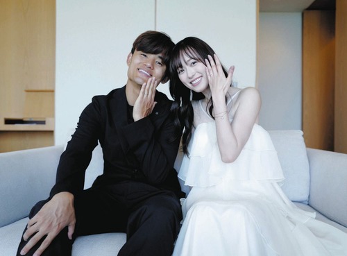 久保建英・福原遥夫婦　デート現場を目撃されていた