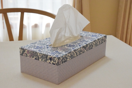 セリア 100円のティッシュケースが豪華に大変身 Happy Go Lucky 心地いい暮らしのコツ Powered By ライブドアブログ