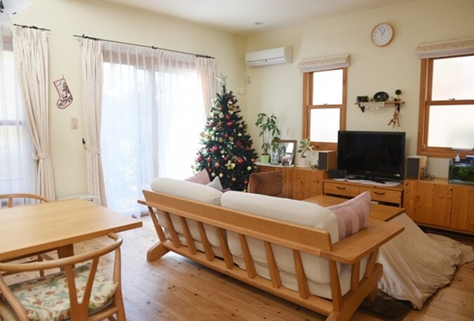 christmas 今年もクリスマスツリーを飾りました Happy Go Lucky 心地いい暮らしのコツ Powered By ライブドアブログ