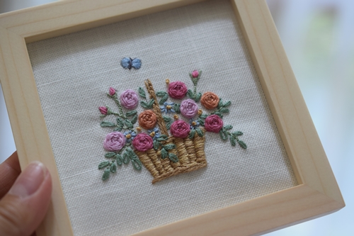 バラの刺繍のミニフレーム♪ : happy-go-lucky -心地いい暮らしのコツ