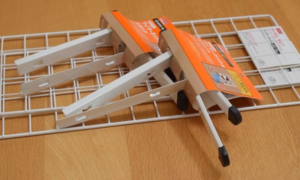 ダイソー 危ないからキッチンは進入禁止 ペットガードを作る 400円で Happy Go Lucky 心地いい暮らしのコツ Powered By ライブドアブログ