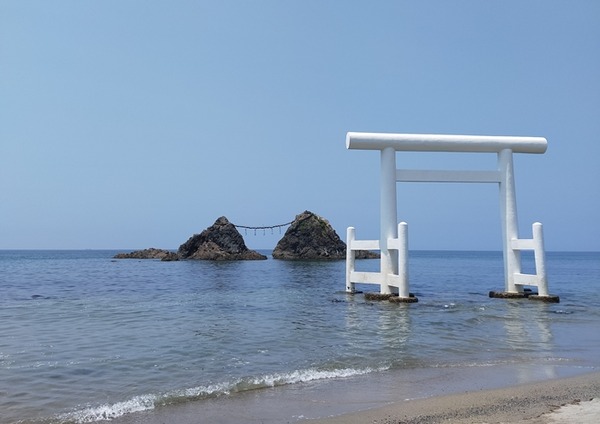 夫婦岩