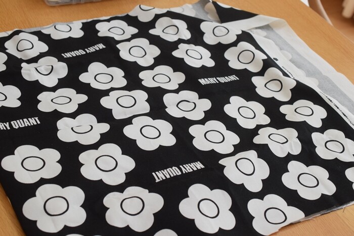 MARY QUANT 】 50㎝のマリークワント 生地で簡単クッション