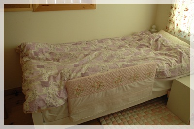 ベッドガードのカバーを手作り Happy Go Lucky 心地いい暮らしのコツ Powered By ライブドアブログ