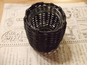 エコクラフトでお正月用花器作り5