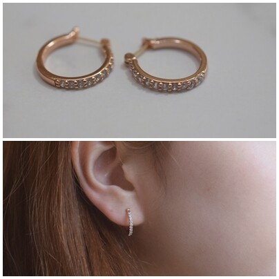 ピアス