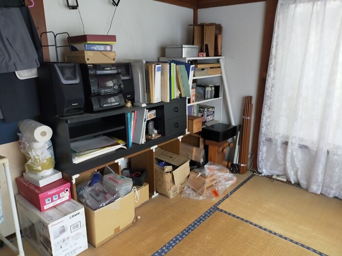 実家の掃除＆片付け】実家の魔窟片付け2日目。大きなコンポを捨てた 