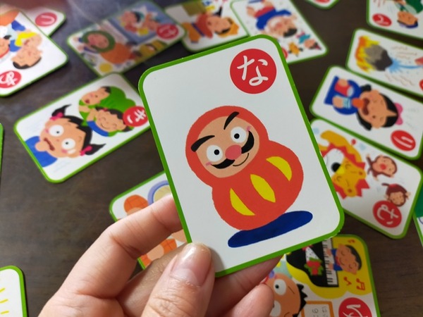 ４