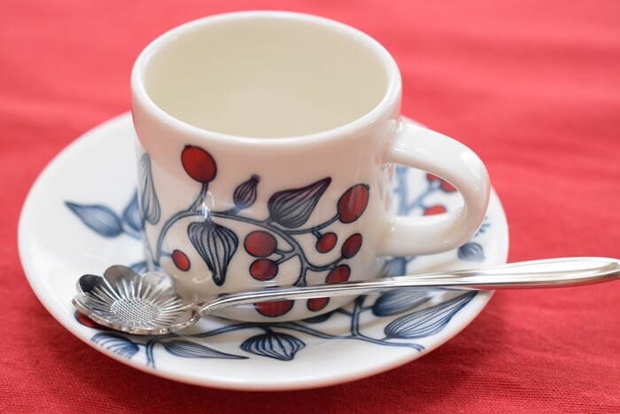 Arabia / Runo オーバルプレート、プレート、エスプレッソカップ 北欧食器 ARABIA Runo（ルノ）蓋付きジャー & エスプレッソカップ