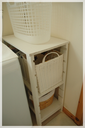 洗面所収納のカゴ