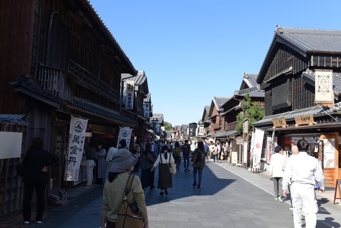 紀伊半島旅行２ おかげ横丁 おはらい町で食べ歩き 二見ヶ浦の夫婦岩 Happy Go Lucky 心地いい暮らしのコツ Powered By ライブドアブログ
