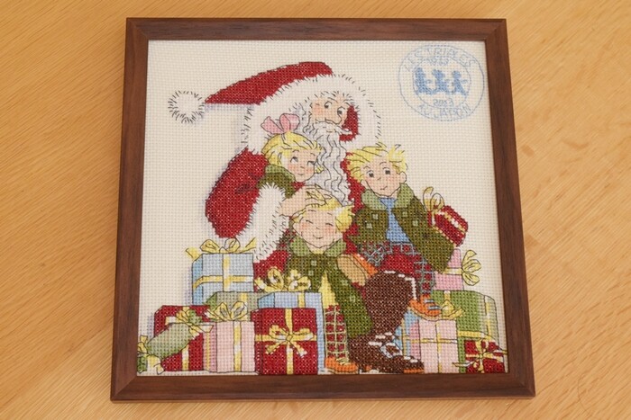 季節先取りすぎ！？】とっても可愛い「パリのみつごちゃん」のクロス