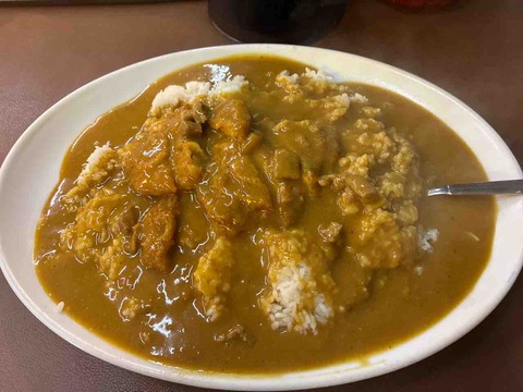 再度このカレーが気になってたのよ　カレーや マドラス