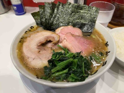 こっちの方が好きかもしれん　とんこつみうら