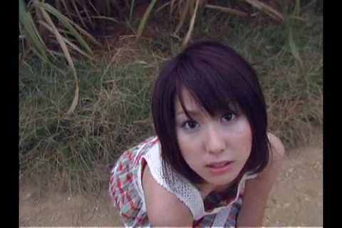 松星あき ショートヘアーのべっぴんさんが初のセミヌードに挑戦！