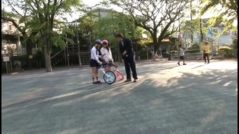 都会のヘルメット一輪車娘に中出し NHDTA-412 (21)