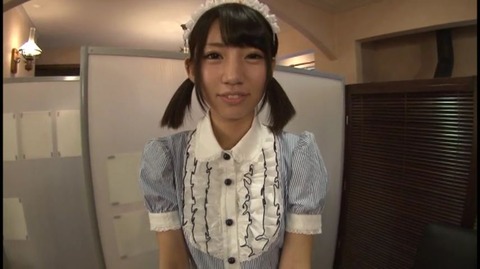 派遣メイド家政婦さんに ゆい SAKA-19 (1)