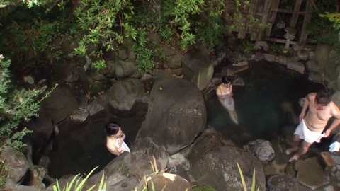 混浴で一緒になった美淑姉妹が DANDY-356 (40)