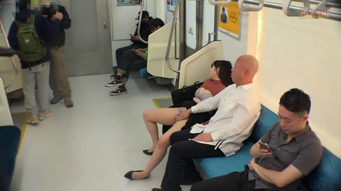 某私鉄電車内ての不合意性交 GNS-095 (84)