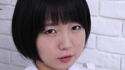 画像：黒髪乙女 ショートカット！桃尻美少女 松本莉々加 9枚