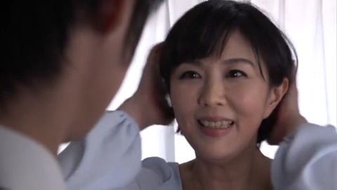 巨乳おばさん家庭教師は DANDY-529 (9)