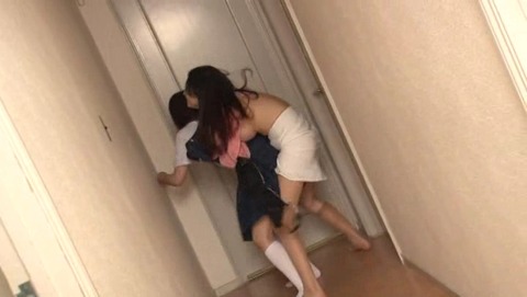 彼女に試そうと隠していた媚薬を2 RCT-433 (12)