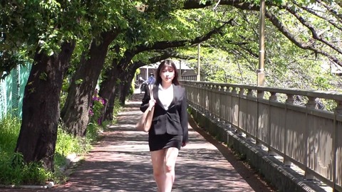 痴女家庭教師のニイムラさん 新村あかり GVH-590 (1)
