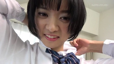 もなみ鈴 濃い顔のキュートなお嬢さんに即ハメドッキリ！ 前半 6
