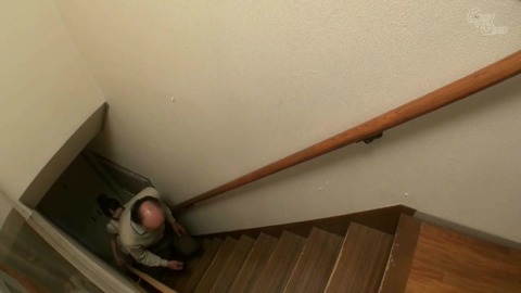 オイル素股でマ○コにチ○ポを2 OVG-081 (1)