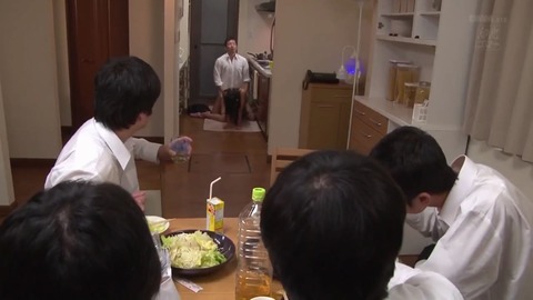 神ユキ 生徒たちに三日間犯され続ける美尻女教師 前半 29