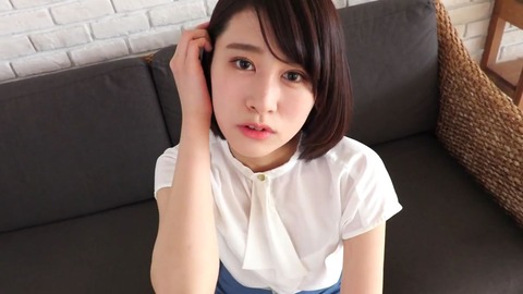 櫻井まみ 貧乳ピンコ立ち乳首が魅力的なお嬢さんのヌードイメージ 3