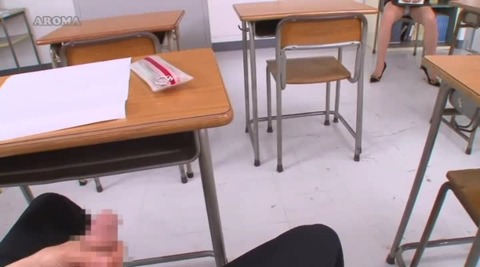 友田彩也香の悩殺パンチラ症候群 ARMG-219 (40)
