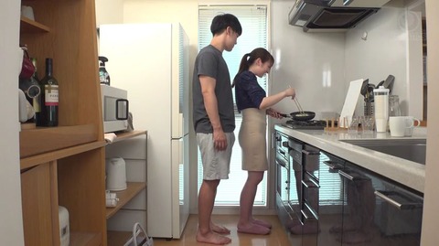 末広純 妹が連れてきた美乳友達に LULU-266 (59)