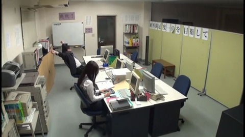 美人OLばかりを採用してレイプ AOZ-141 (42)