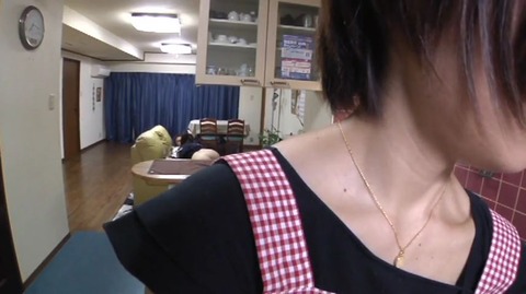 妻が見てない隙に娘と犯る LHBY-147 (19)