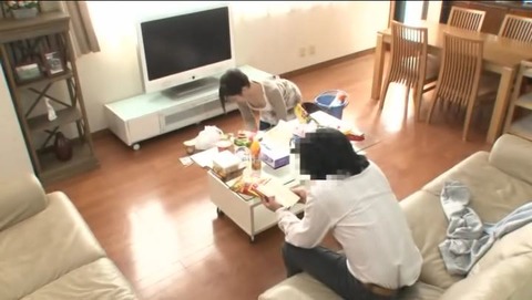 貧乳コンプレックスを抱えている女子は IENE-267 (43)