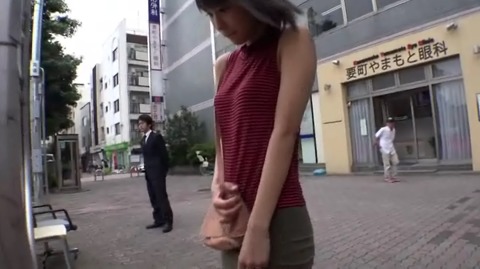 画像：すし詰め満員バスでムチムチ尻が僕の股間にド密着！思わずフル勃起したチ○ポがスカートめくり上げて挿入してしもた！！ 4枚