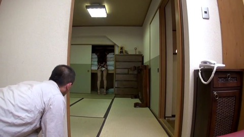 年頃の娘のカラダに勃起した父親 SW-167 (36)