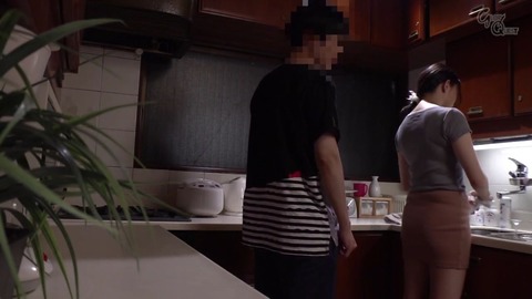 妃ひかり 従弟とママを取り合う（性的に）息子 後半 10