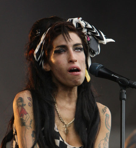 amy-winehouse-wasted-at-v