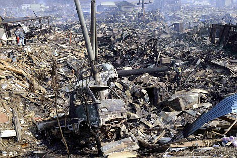 article-2001984-0C8075BE00000578-539_470x314