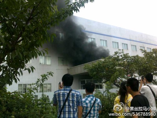 8e350fadjw1dwx7737qfrj