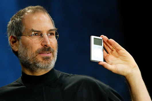 2004-Apple-CEO-Steve-Jobs-001