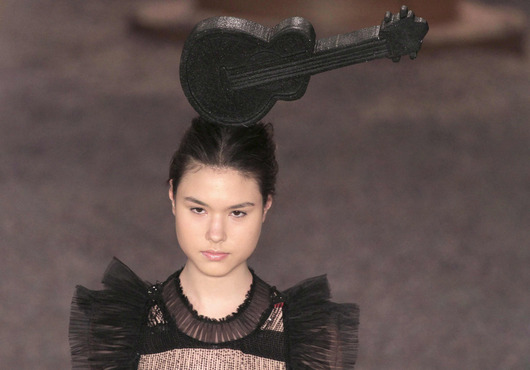 2Z20110623GZ0JPG00019500200